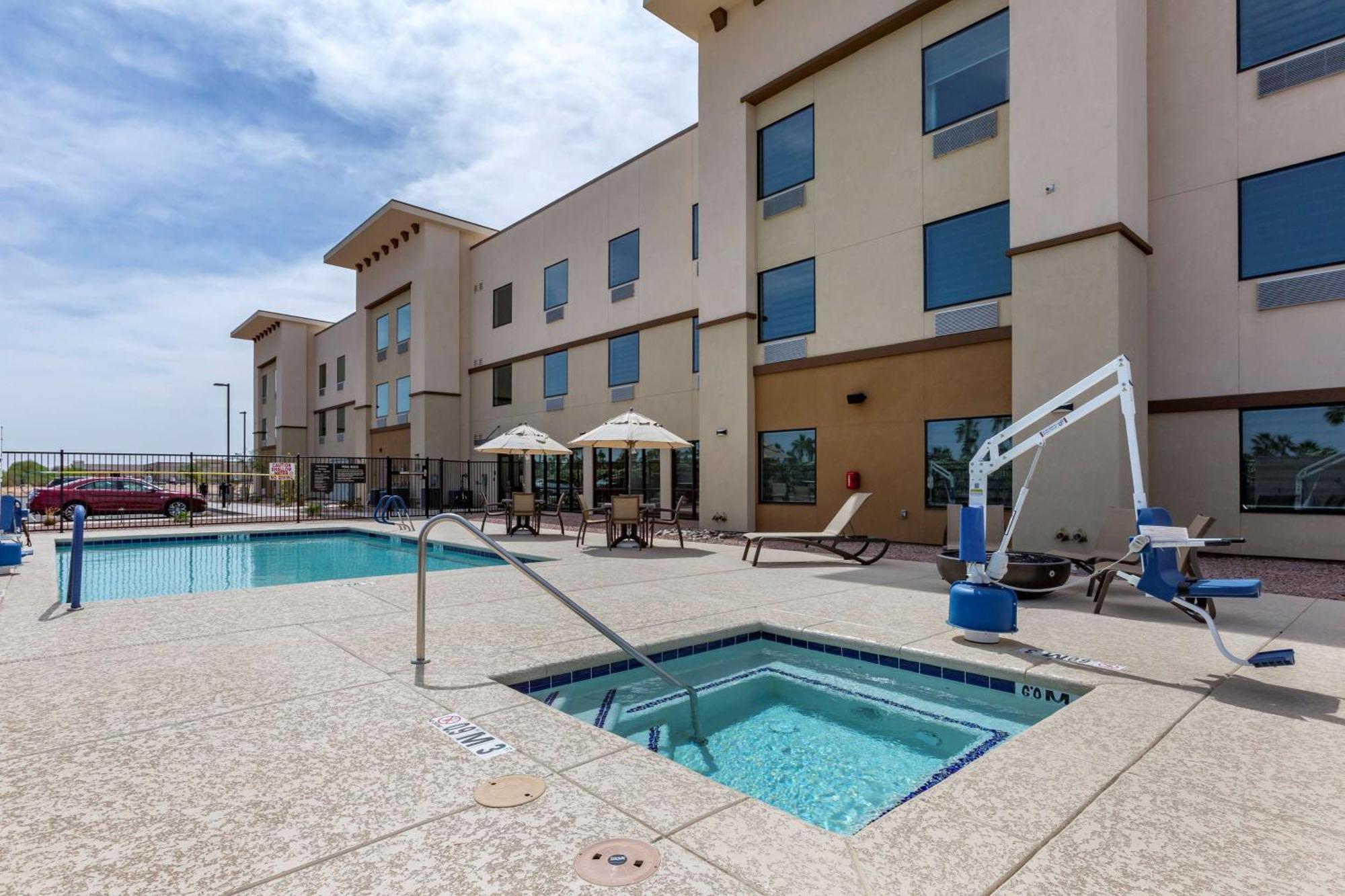 Best Western Plus Casa Grande Inn & Suites Eksteriør bilde